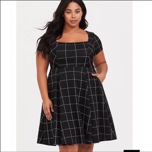 Torrid Black White Check Grid S/S Dress 5X 6X